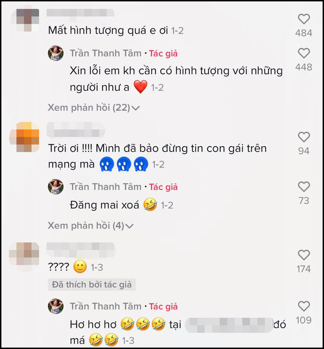 Có vẻ như "crush của mọi chàng trai" Trần Thanh Tâm chưa bao giờ quan tâm xem cộng đồng mạng nói gì, nghĩ gì về mình. Từ khi nổi tiếng đến nay, cô nàng không ngần ngại gay gắt đáp trả những bình luận tiêu cực. "Xin lỗi nhưng em không cần có hình tượng với những người như anh" - hot girl quả quyết khi bị "ném đá".