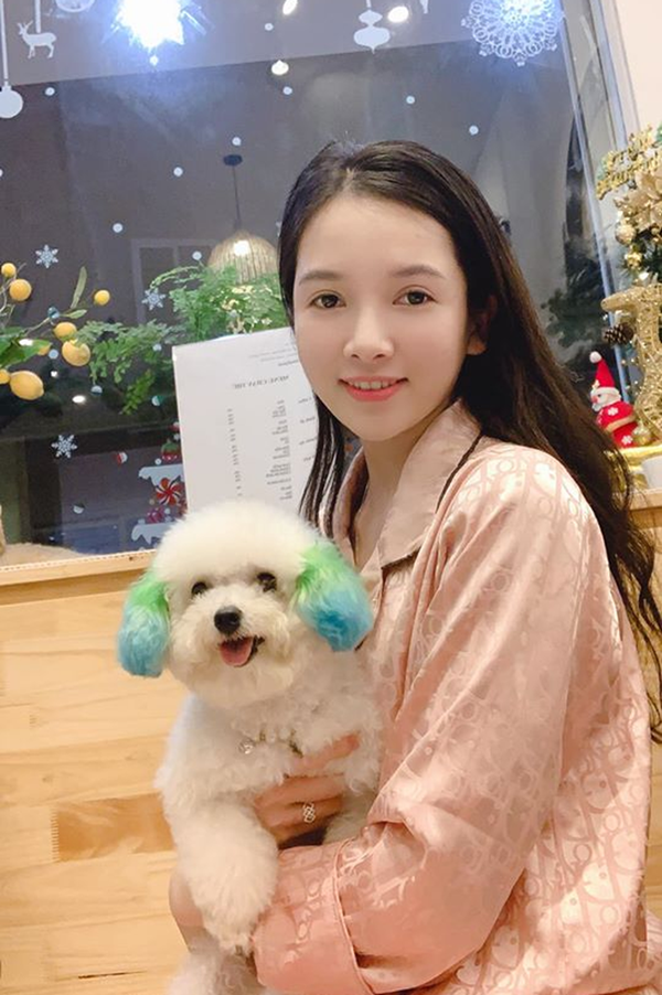 Cô nàng cắt mí, nâng mũi để khuôn mặt trở nên ưa nhìn hơn.