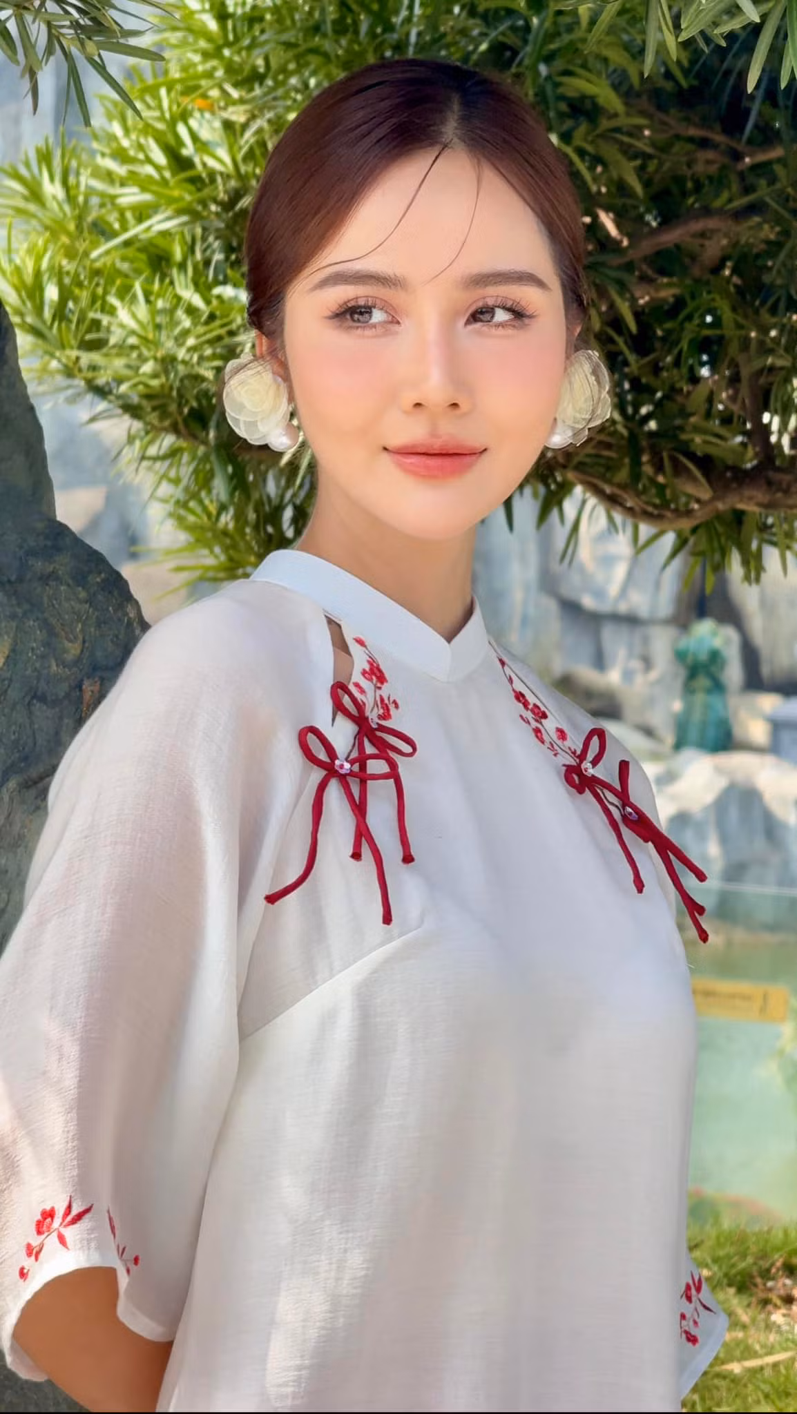 Ngoài nghiệp diễn, Huyền Lizzie cũng nhận các công việc như làm người mẫu ảnh cho các nhãn hàng thời trang.