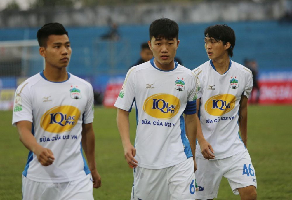 Văn Thanh và Xuân Trường thường xuyên cùng nhau "tạo nét", cover những ca khúc trên mạng xã hội với giọng cả lệch tông khiến người hâm mộ cười bò.