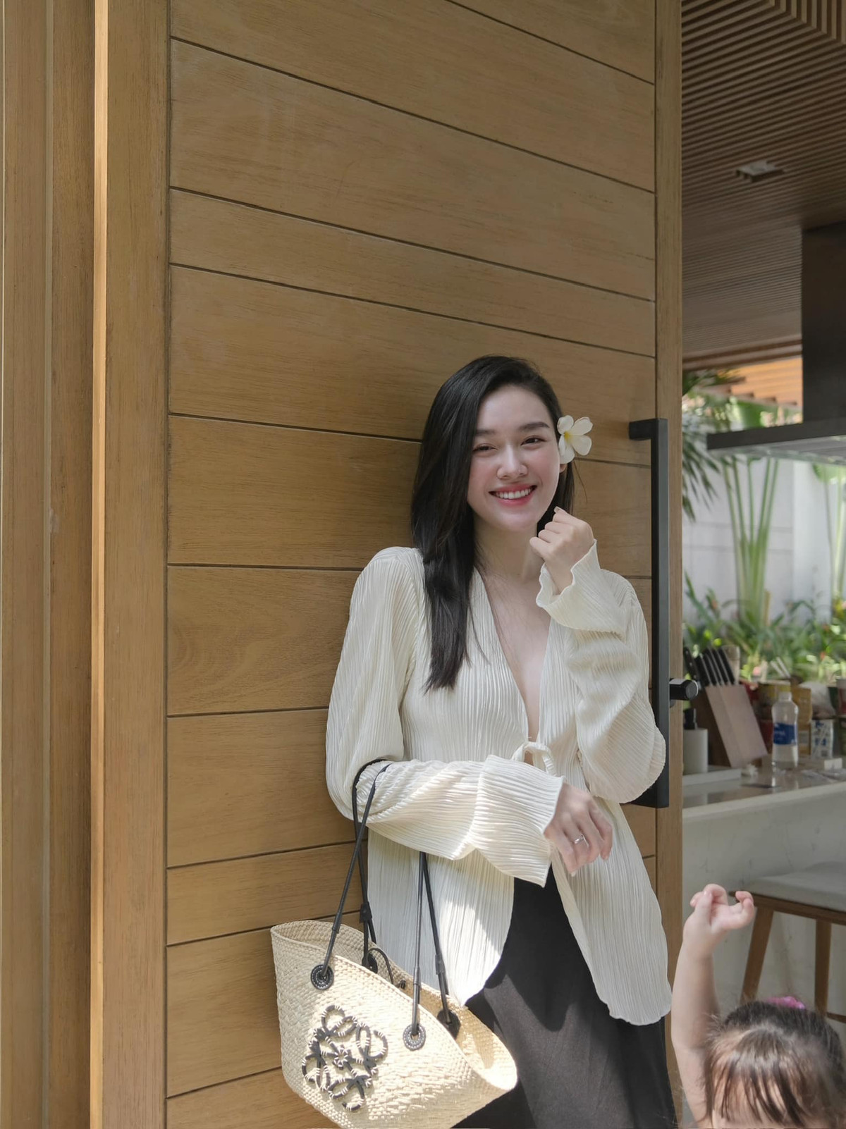 Tham gia cuộc thi "Hoa hậu Thế giới Việt Nam 2019", Tường San giành được ngôi vị á hậu 2. Cô gái Hà Nội được chọn tham dự "Hoa hậu Quốc tế 2019" tại Nhật Bản và lọt top 8 chung cuộc cùng giải thưởng "Trang phục dân tộc đẹp nhất"