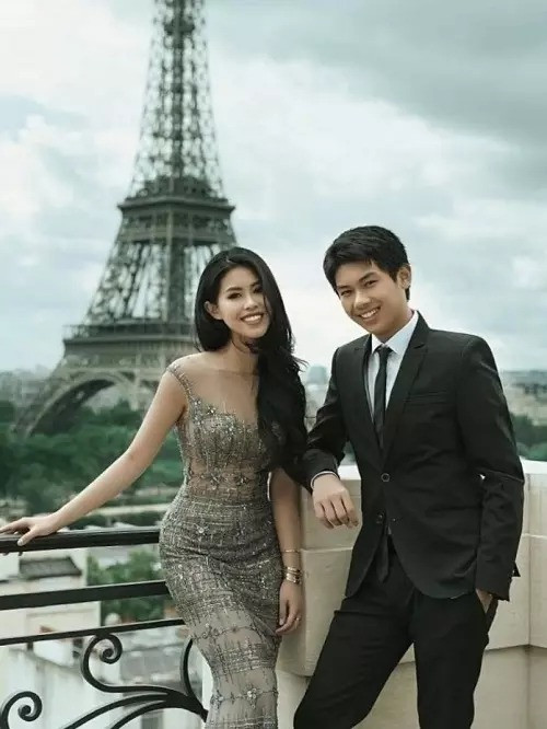 Dù là con trai của chủ tịch nhưng Hiếu Nguyễn lại không nề hà thử sức ở vị trí nhân viên. Có thể vị thiếu gia trẻ tuổi rất có đam mê, nỗ lực học hỏi.