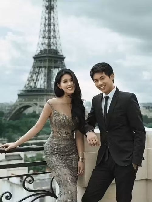 Dù là con trai của chủ tịch nhưng Hiếu Nguyễn lại không nề hà thử sức ở vị trí nhân viên. Có thể vị thiếu gia trẻ tuổi rất có đam mê, nỗ lực học hỏi.