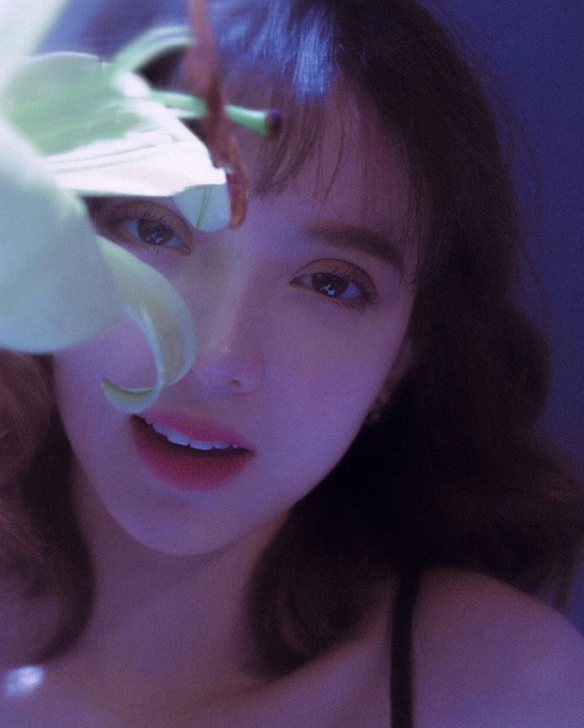 Cô nàng là Hồ Ngọc Trang (sinh 2003), mang trong mình hai dòng máu Việt Nam - Hà Lan. Hiện tại, hot girl đang là du học sinh tại trường Corinda State High ở Brisbane (Australia).