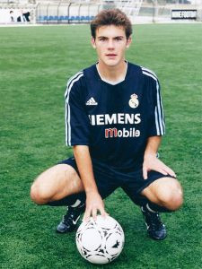 Juan Mata là một trong những tiền vệ công xuất sắc nhất ở Premier League thời điểm hiện tại. Nhưng chưa bao giờ Mata được CLB Real Madrid trọng dụng trong thời gian thi đấu tại CLB này.