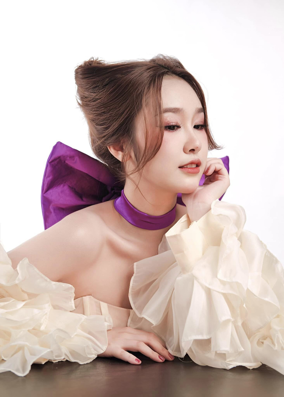 Đôi khi để làm mới bản thân trong mắt khán giả, Hàn Trang không ngại thử sức với những trào lưu thời trang mới thịnh hành, hay đu trend.