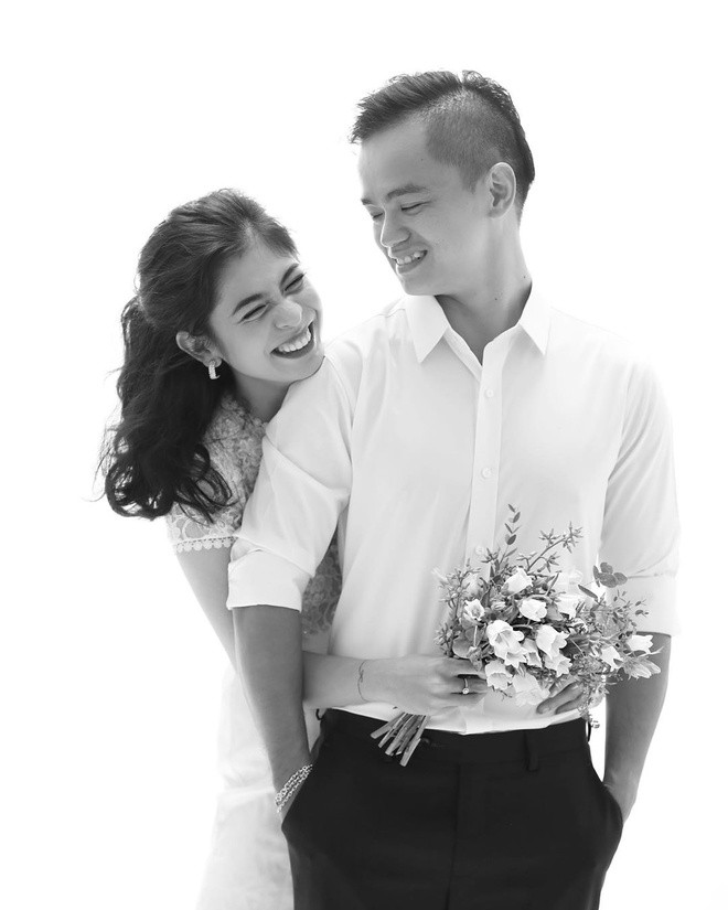 Trang Lê mới kết hôn vào tháng 12, chồng cô là Duy Lee - phi công một hãng bay tại Việt Nam. Cặp đôi quyết định về chung một nhà chỉ sau đúng 1 tháng yêu nhau.