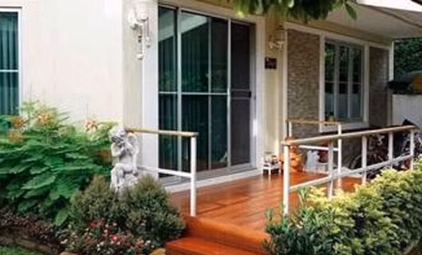 Trước khi mất, con trai tôi tặng căn nhà 10 tỷ cho cô giúp việc Truoc khi mat, con trai toi tang can nha 10 ty cho co giup viec