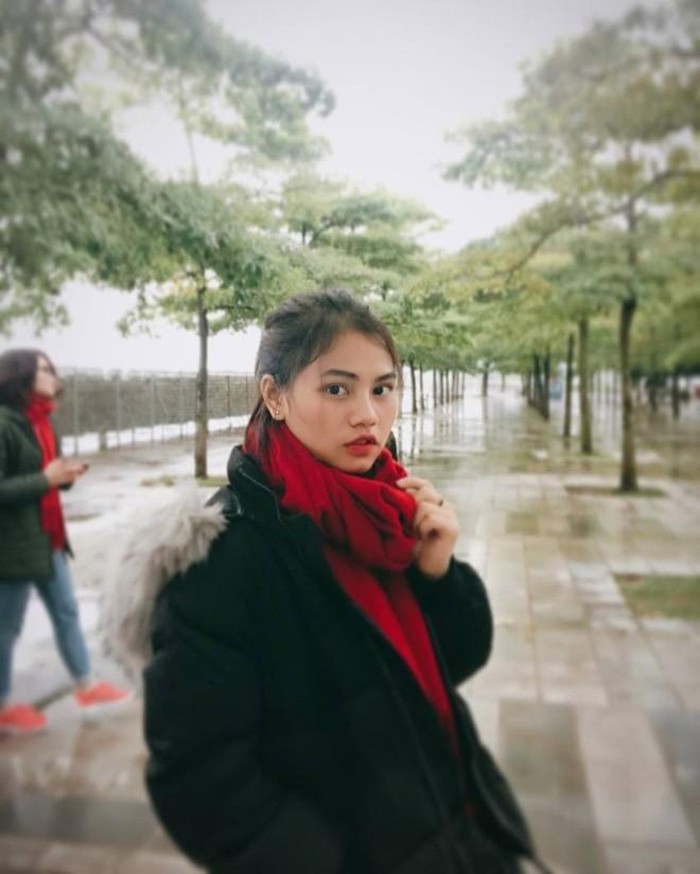 Bên cạnh chuyên môn, Tú Anh yêu thích du lịch, khám phá các vùng đất mới và đặc biệt là nghiện "sống ảo" không khác gì chị em phụ nữ hiện nay.