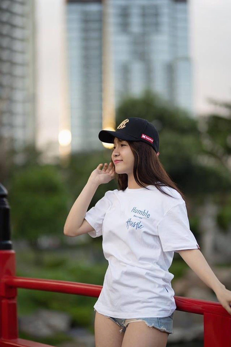 Đợt Giáng sinh và tết dương lịch vừa qua, cô nàng sang Thái Lan đón năm mới cùng với gia đình Đặng Văn Lâm khiến người hâm mộ hy vọng cặp đôi sớm có cái kết đẹp.