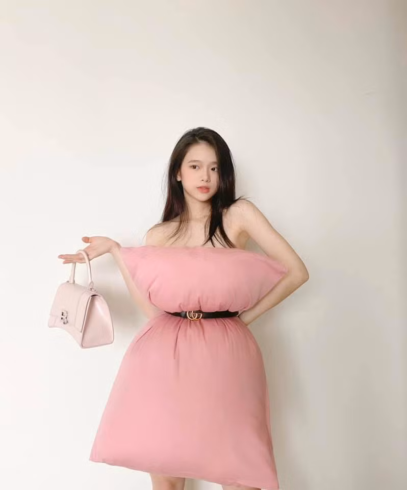 Sau đó, cô nàng đã phải lên tiếng xin lỗi vì phát ngôn ngông cuồng của bản thân.