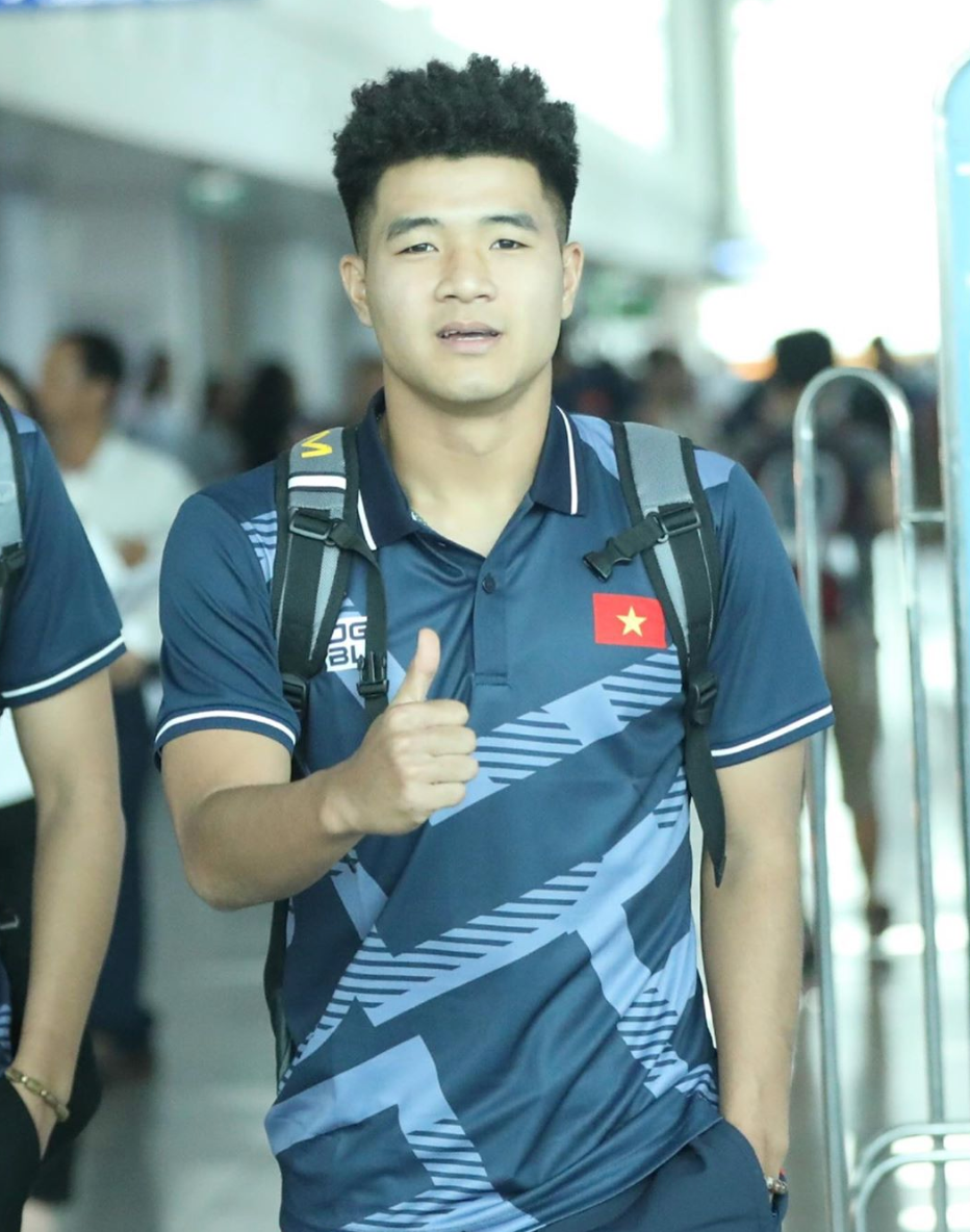 Nhiều người đùa rằng phải chăng do thay đổi kiểu tóc "hợp mệnh" nên vận số Đức Chinh thay đổi, liên tục ghi bàn vào lưới đối thủ?