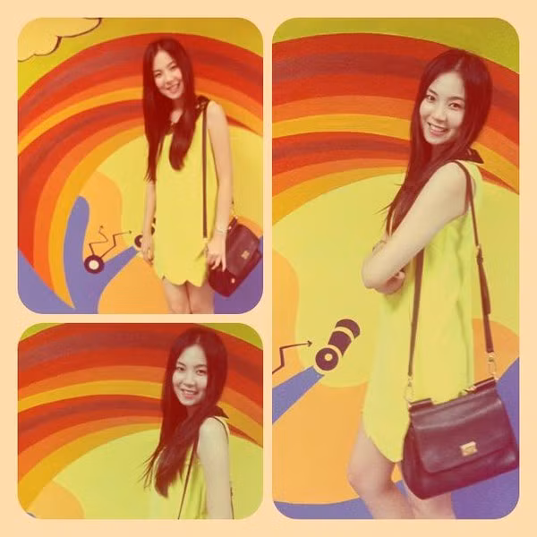 Nàng MC được mến mộ bởi lối dẫn tự tin, thú vị.