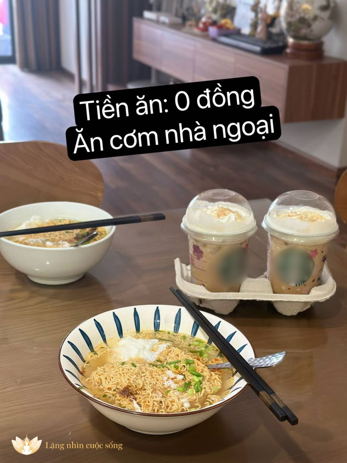 Thậm chí tiền ăn cũng không mất vì ăn cơm nhà ngoại.