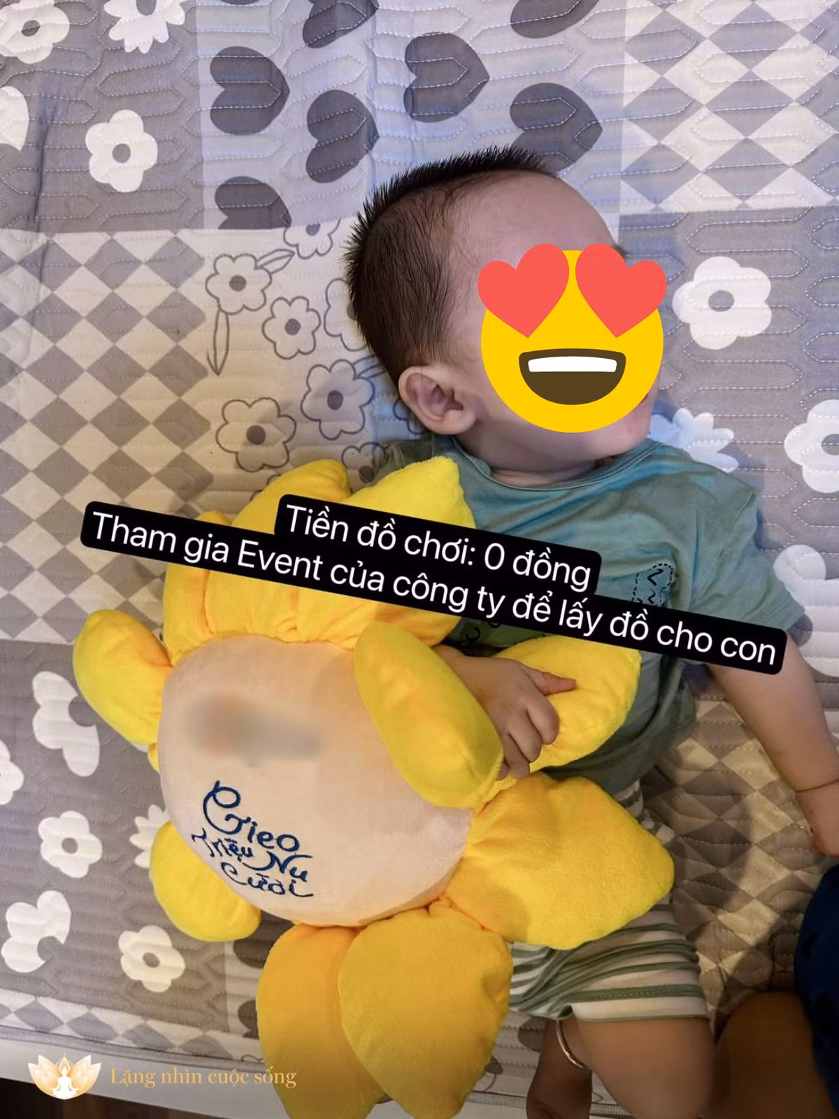 Một cách để không mất tiền nhưng con vẫn có đồ chơi là tham gia các sự kiện ở công ty để lấy quà.