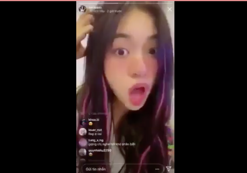 Mới đây, trong một livestream, khi bị chê là "dẹo", hot girl "bắp cần bơ" đã ngay lập tức nhại lại giọng hiện tượng mạng xã hội Trần Đức Bo. Điều này khiến bản thân người bị nhắc đến là dân mạng không khỏi khó chịu.