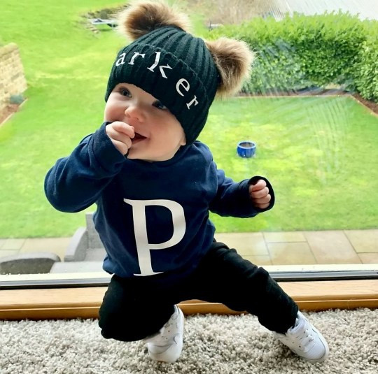 Ban đầu, cậu bé được người hâm mộ gửi tặng rất nhiều quà tặng như đồ chơi, quần áo, thậm chí là tủ lạnh. Sau đó, do có sự ảnh hưởng nhất định trên mạng xã hội nên George bắt đầu được các nhãn hàng đặt hợp đồng quảng cáo và mời làm mẫu nhí. Dù tuổi còn nhỏ nhưng cậu bé đã kiếm được hàng chục nghìn USD cho gia đình.