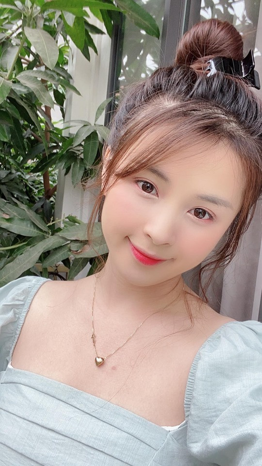 Hiện tại, bên cạnh công việc làm mẫu, đóng quảng cáo, đóng phim, Thảo Nari tập trung vào việc làm streamer. Trang cá nhân của cô sở hữu 265.000 lượt theo dõi.