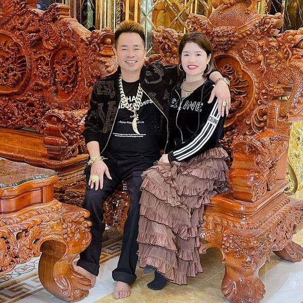 Gia đình của vị đại gia này rất hòa thuận, con cái bố mẹ yêu thương nhau.