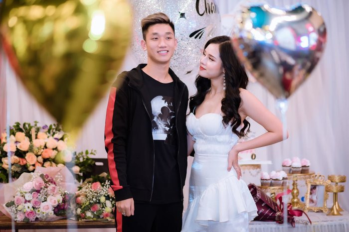 Chia sẻ với báo chí, người yêu Trọng Đại cho biết đã thuê người lấy lại được tài khoản Facebook nhưng hiện tại vẫn đang bị khoá lại, chưa đăng nhập được. Thế nhưng hacker kia vẫn liên tục sử dụng ảnh nhạy cảm của cô để đe doạ.