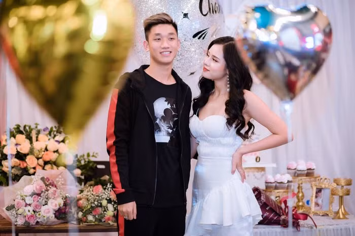 Chia sẻ với báo chí, người yêu Trọng Đại cho biết đã thuê người lấy lại được tài khoản Facebook nhưng hiện tại vẫn đang bị khoá lại, chưa đăng nhập được. Thế nhưng hacker kia vẫn liên tục sử dụng ảnh nhạy cảm của cô để đe doạ.