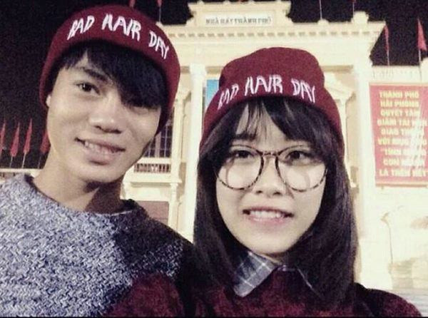 Mặc dù hẹn hò từ lâu nhưng Văn Toàn và Trang Nhung rất ít khi tương tác trên mạng xã hội và hiếm khi chụp ảnh chung. Chính điều này đã giúp nàng WAG nhận được lời khen từ phía người hâm mộ bởi không dựa hơi bạn trai để nổi tiếng.