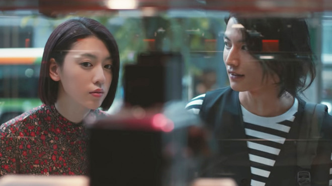 Trước "Ngôi làng tử khí", Ayaka Miyoshi từng tham gia bộ phim nổi tiếng One Piece: Gold, Inuyashiki và cũng gây được những ấn tượng nhất định.