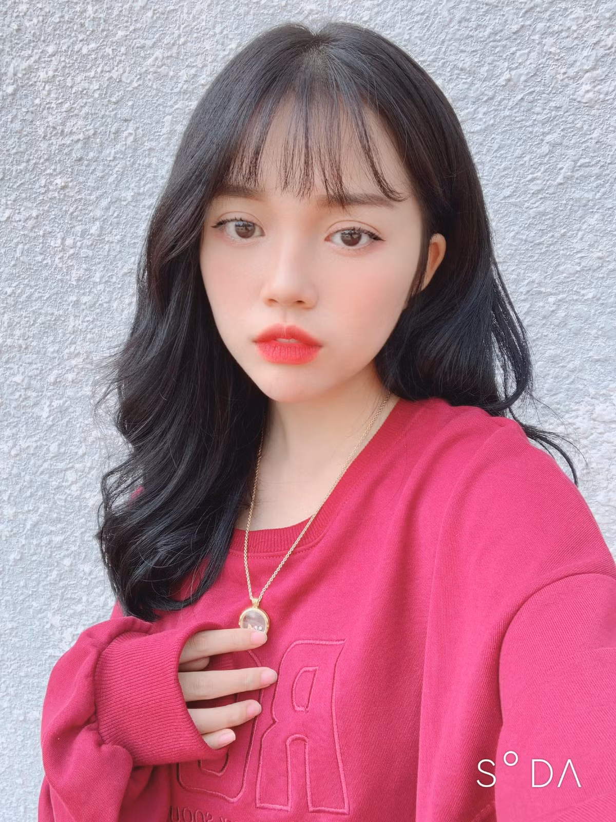 Sở hữu nhan sắc xinh đẹp nên nữ streamer nhận được kha khá các hợp đồng quảng cáo, làm mẫu ảnh, KOL cho các thương hiệu có tiếng.