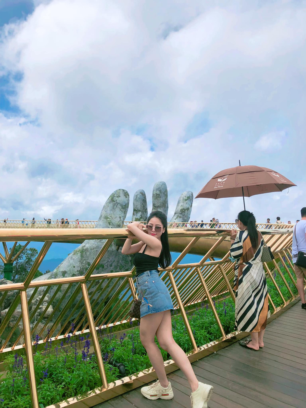 Trâm Anh hiện làm truyền thông cho một thẩm mỹ viện có tiếng.