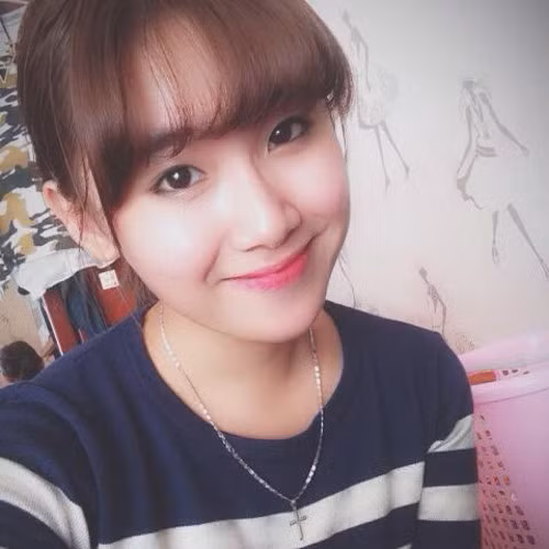 .Nguyễn Hoàng Kỳ Duyên - Yoona. Mới đây, cư dân mạng Việt thích thú với loạt clip cover của một cô gái xinh đẹp, có nụ cười rạng rỡ chia sẻ trên Youtube.