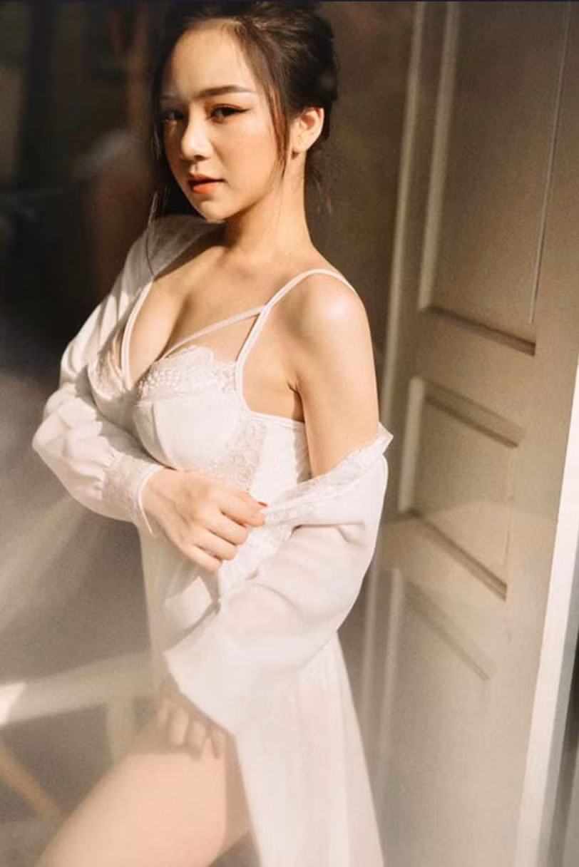 "Hot girl ngủ gật" đã có nhiều thay đổi sau 2 năm nổi tiếng.