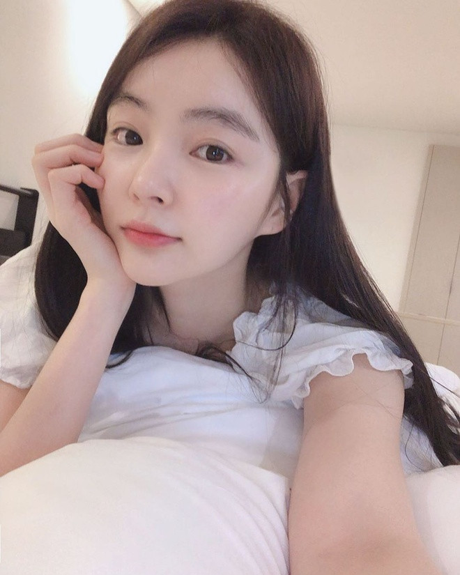 Chia sẻ hình ảnh và bí quyết giảm cân thành công lên mạng xã hội, Su Hyeon thu hút sự chú ý của cộng đồng mạng.