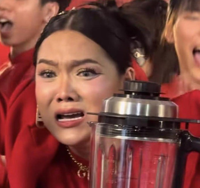 Không chỉ vậy, phong cách chửi bởi cũng như gào thét quá nhiều trong các phiên live của Phạm Thoại cũng khiến nhiều người bày tỏ sự khó chịu.