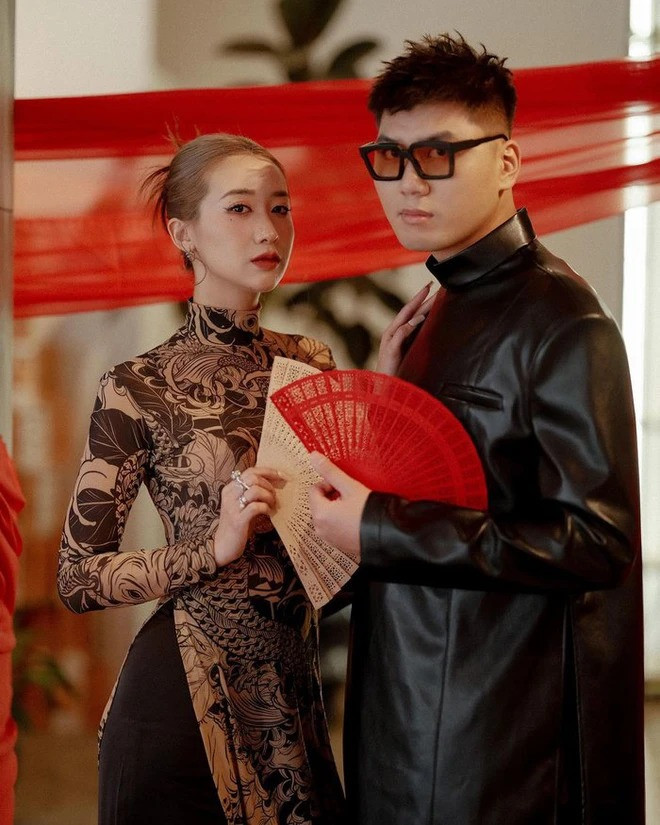 Tháng 9/2022, Kiều Ly kết hôn với một đạo diễn hình ảnh - Nguyễn Đức Anh sau hơn 2 năm hẹn hò.