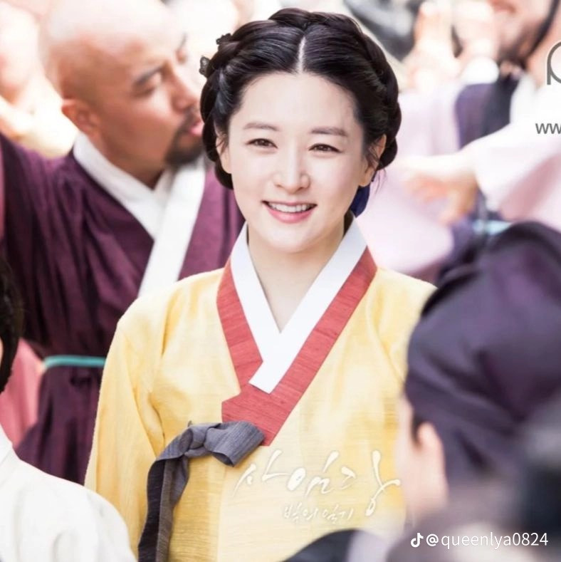 Nhan sắc mang vibe "tình đầu" của rất nhiều chàng trai.