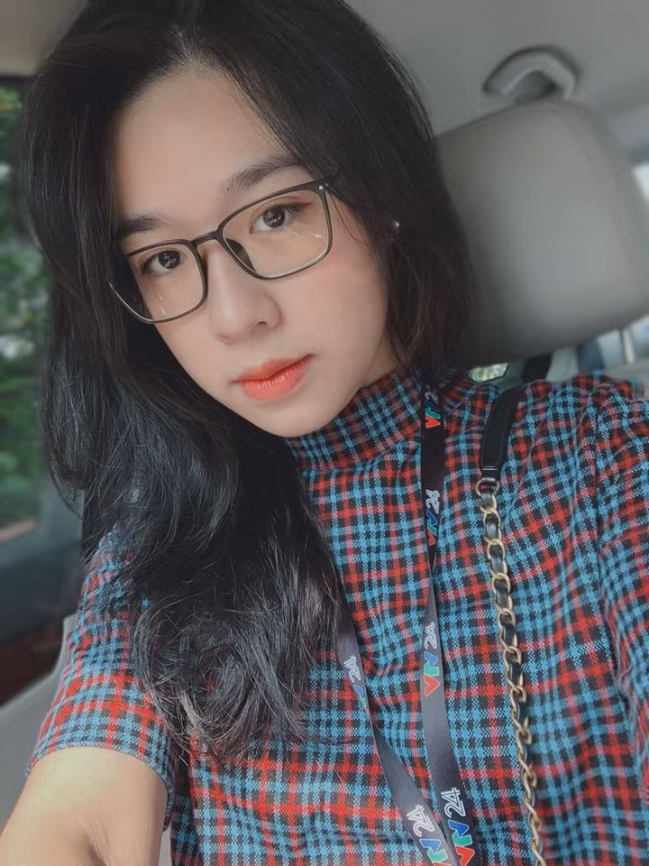 Cô nàng thông thạo 4 ngoại ngữ là Anh, Pháp, Trung, Hàn.