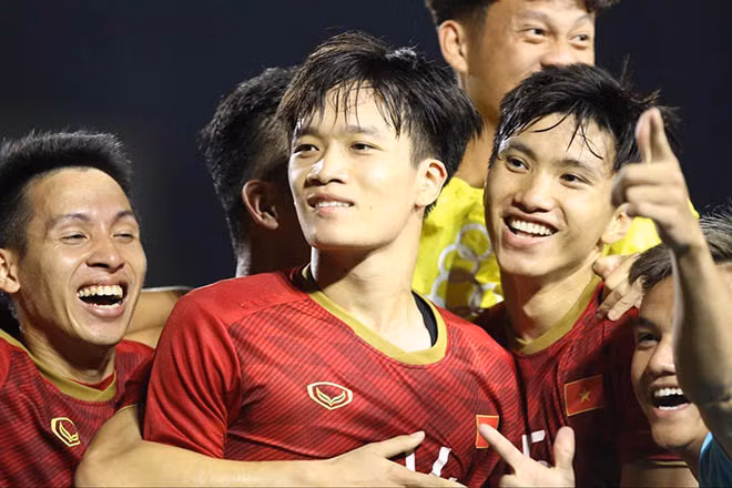 Ở phút thứ 90+, siêu phẩm ghi bàn của Hoàng Đức đã giúp đội tuyển U22 Việt Nam ấn định chiến thắng 2-1.