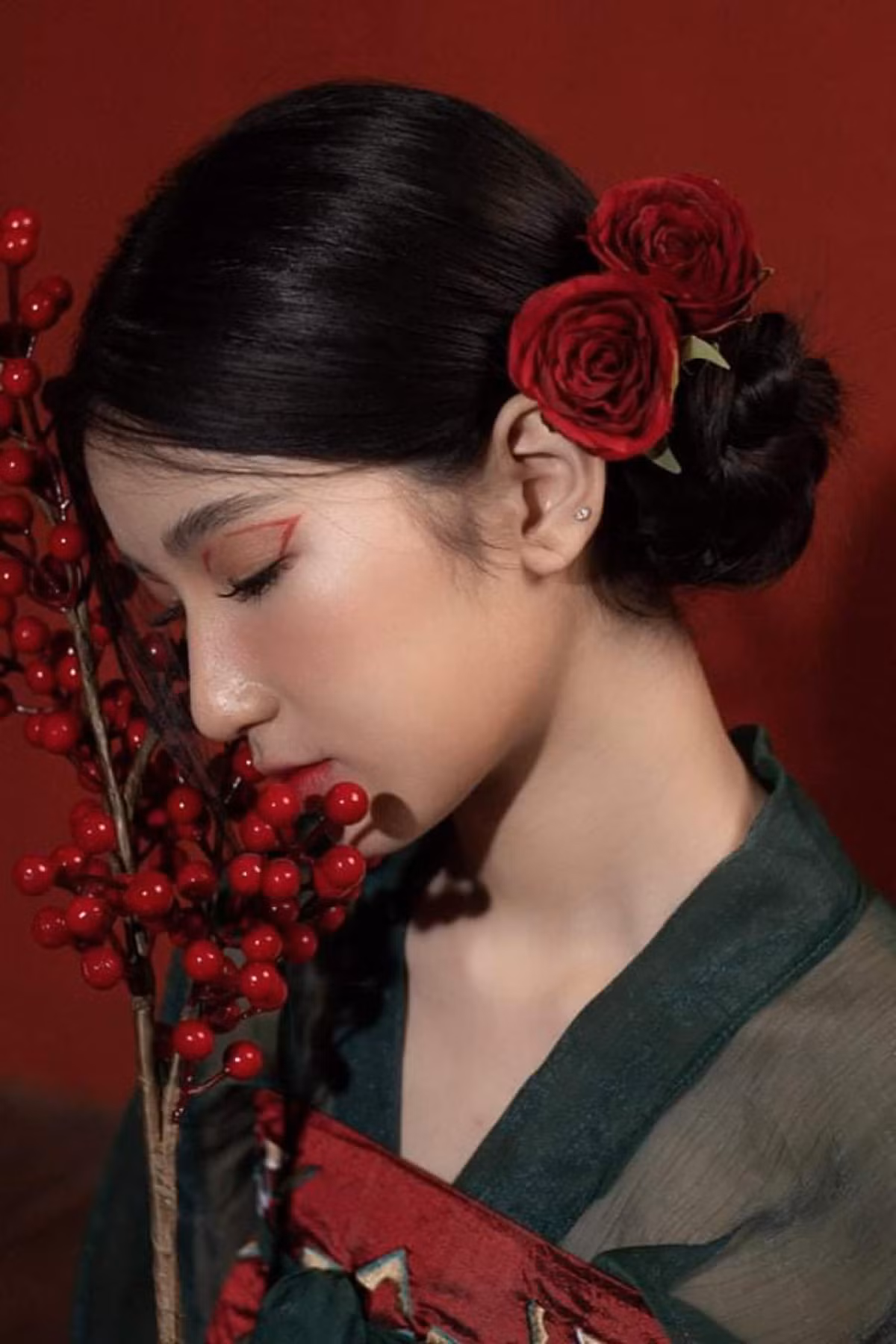 Hình ảnh của "nàng Mơ" cũng được bố thường xuyên chia sẻ trên trang mạng xã hội.