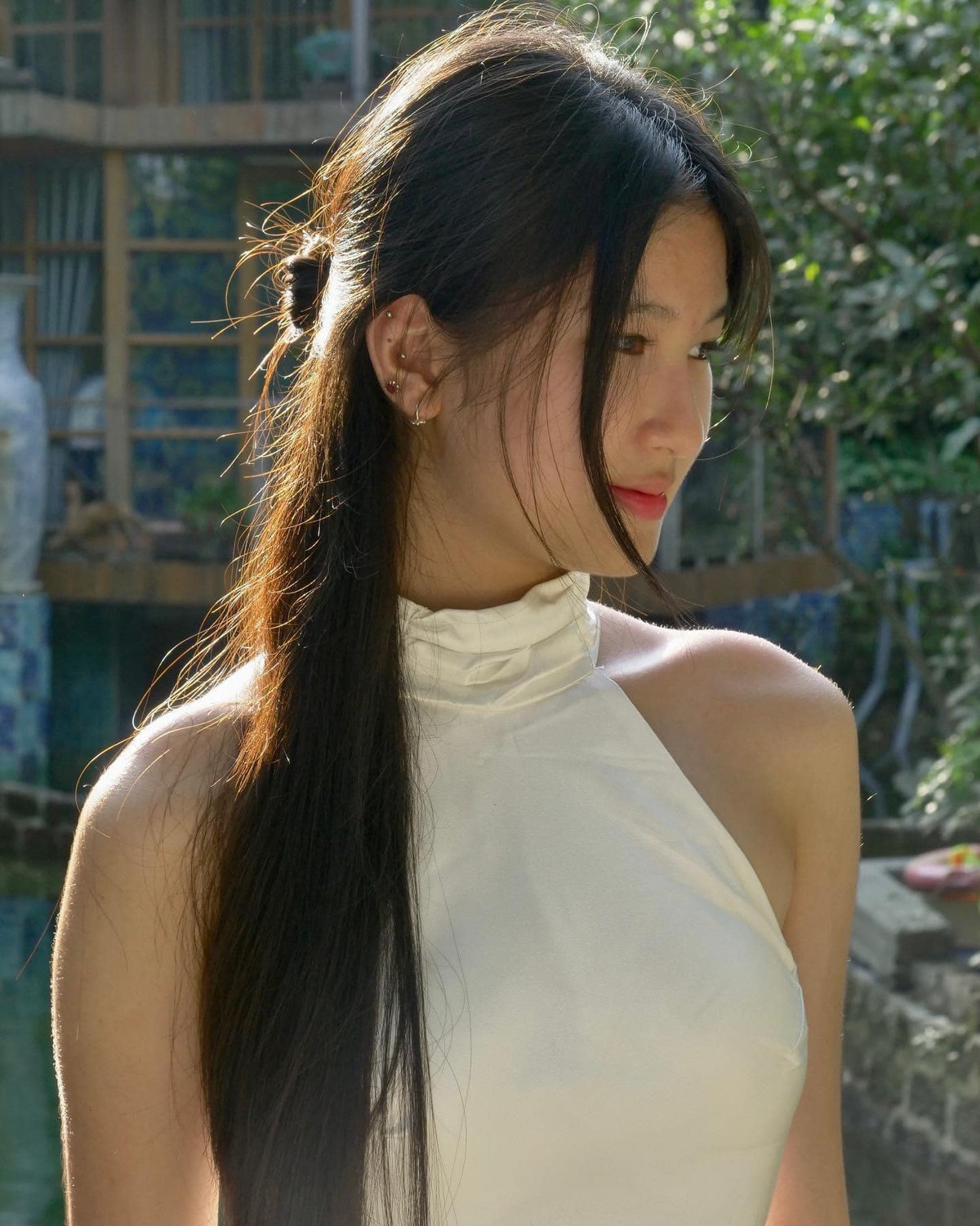 Nhiều fan còn nhận xét cô nàng có nét giống Á hậu Phương Nhi.