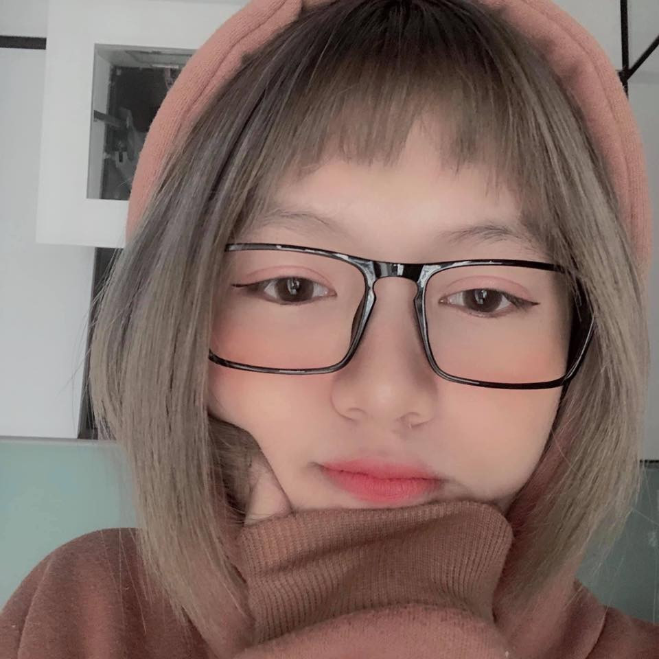 Box Đậu (tên thật: Đậu Thùy Trâm) là thành viên của đội tuyển Box Gaming.