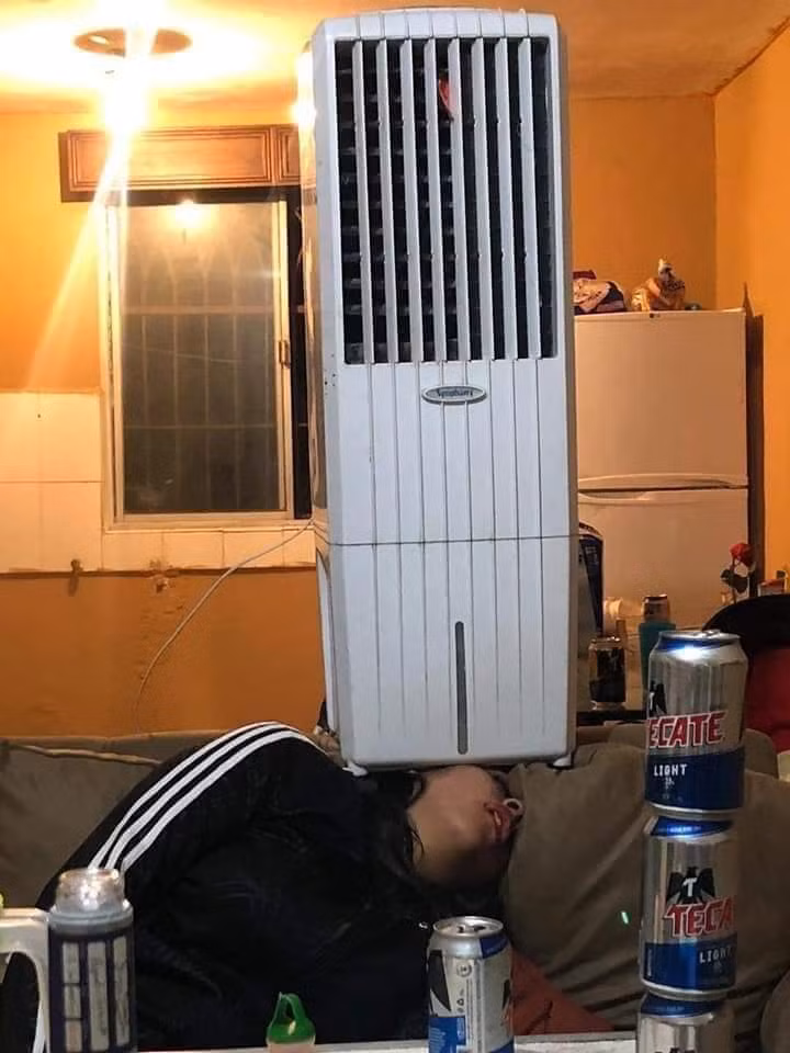 Không biết sau chiếc máy điều hoà này, ông chồng lắm chiêu có đặt luôn cả máy giặt, TV, tủ lạnh lên đầu vợ không?