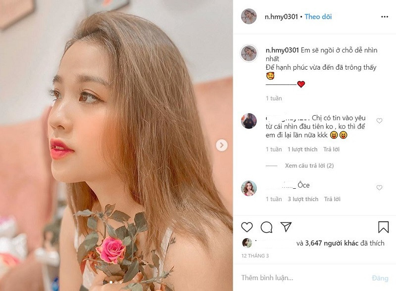 Thời gian gần đây, "cô chủ tiệm nail" cực chăm đăng ảnh kèm trạng thái "thả thính" trên trang cá nhân.