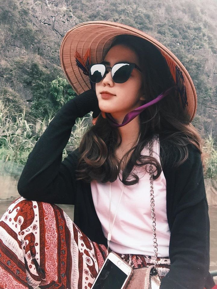 Nhắc lại kỷ niệm nổi tiếng nhờ hình ảnh nữ tiếp viên múa đương đại, Phương Lan coi đó là may mắn lớn của cô. Đồng nghiệp rất nhiều người tài giỏi hơn nhưng ở thời điểm đó, cô nàng được chọn vì phù hợp nhất.