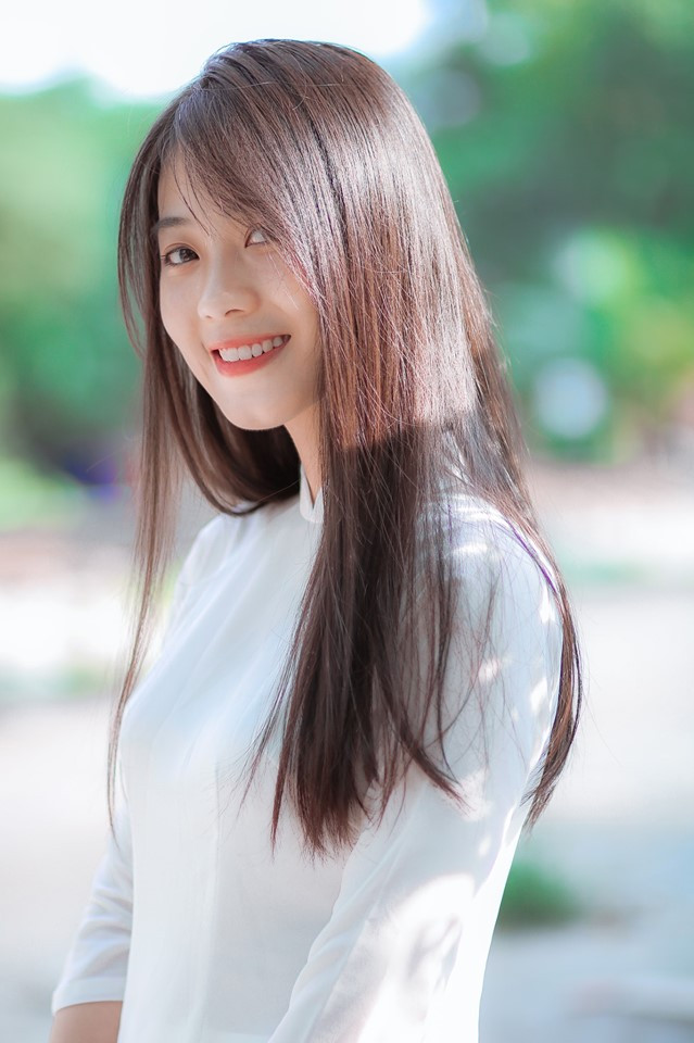 Ve ngoai trong treo nhu som mai, nu sinh truong Ngoai thuong gay sot mang