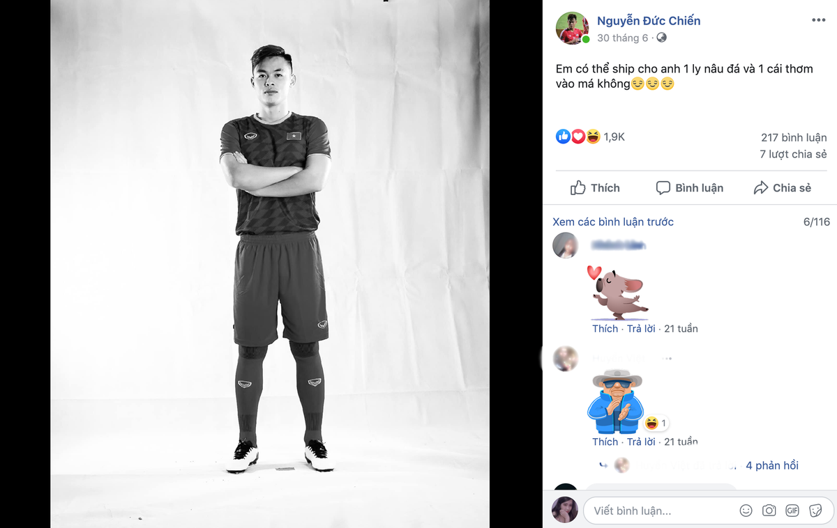 Trên Facebook cá nhân, Đức Chiến thường xuyên đăng ảnh cùng những dòng trạng thái "thả thính" khiến fan nữ "chết ngạt".