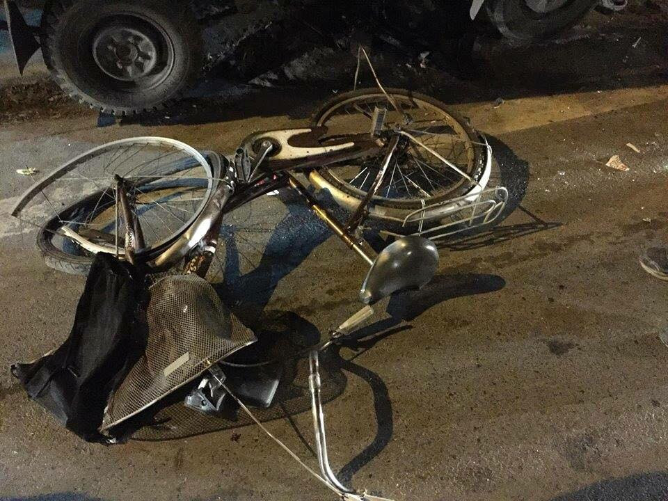 Tranh cai du doi viec xe dap khong phanh bi phat toi 300.000 dong-Hinh-2