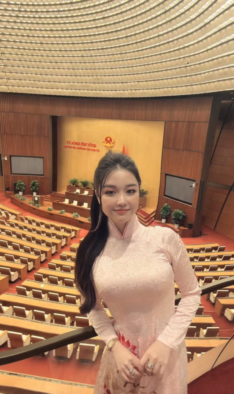 Mỹ Hoa sở hữu nhan sắc xinh đẹp, ngọt ngào.