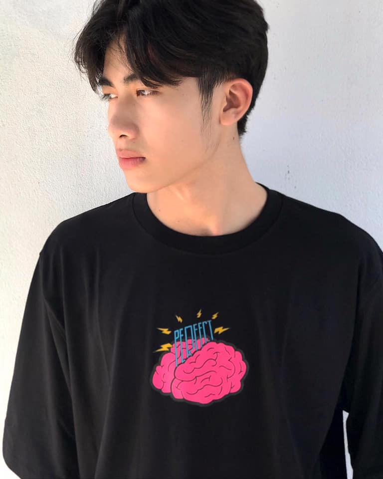 Vì ngoại ngữ là điểm yếu của Hoàng Minh nên trong tương lai, anh muốn trở thành người giỏi ngoại ngữ. Bên cạnh đó, mục tiêu đỗ đại học cũng được đặt lên hàng đầu.