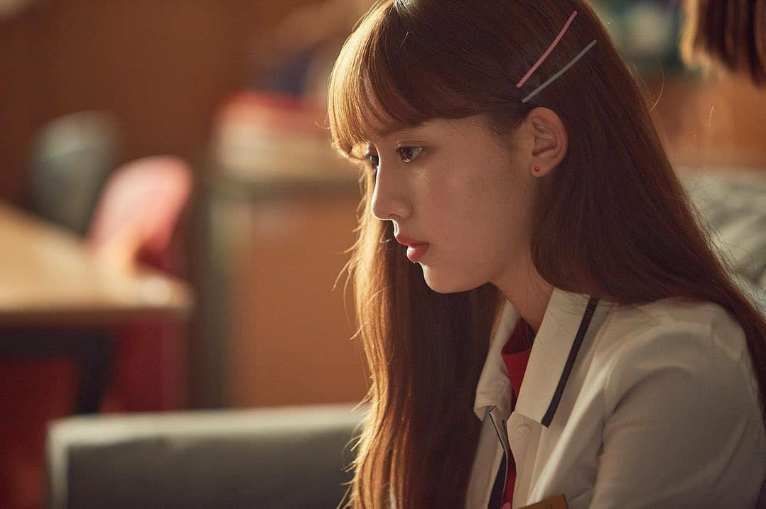 Biểu cảm sinh động, gương mặt khả ái, đặc biệt là đôi mắt hai mí to tròn đã giúp sao nhí Jung Da Bin chiếm trọn tình cảm của người hâm mộ. Nhiều người ưu ái dành cho cô những biệt danh như "tiểu mỹ nhân", "công chúa nhỏ", "ice cream girl",...