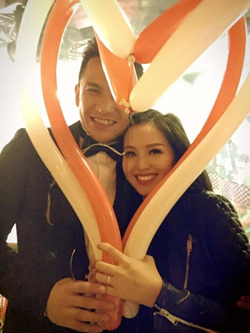  Hiện tại, Tâm Tít đã tìm thấy bến đỗ bình yên bên doanh nhân Ngọc Thành và cùng anh nên duyên vợ chồng vào ngày 10/1 vừa qua. Còn Sỹ Mạnh nhanh chóng bước vào những cuộc tình mới, một nửa của anh hiện nay là người mẫu Trúc Nguyễn. Cô đang sinh sống và làm việc tại TP.HCM, trong khi cầu thủ gốc Thanh Hóa đang chơi cho tuyển Hải Phòng.